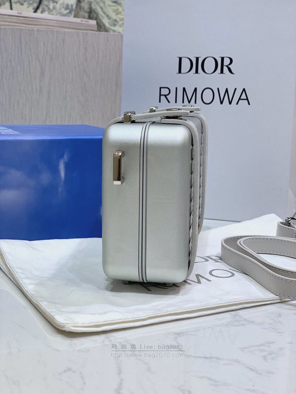 Dior包 迪奧 Dior X RIMOWA膠囊合作系列 磨砂質感的鋁制外殼 Dior高端小箱挎包  Dyd1439